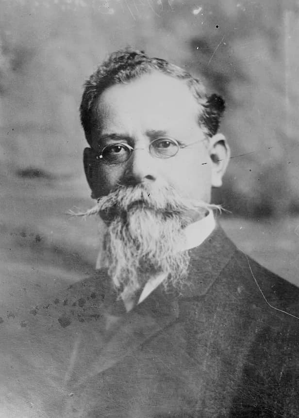 Venustiano Carranza - Venustiano Carranza de la Garza, President of Mexico