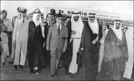 Mohammed Daoud Khan - د واقعي وطن پرستانو د معرفي په لړکي
پوهاند شهيد وفي الله سميعي څوک دې؟
کاظم بيمار ننګرهاري
د کابل پوهنتون استاد
پوهاند شهيد وفي الله سميعي د ګران هيواد افغانستان واقعي بچي وو