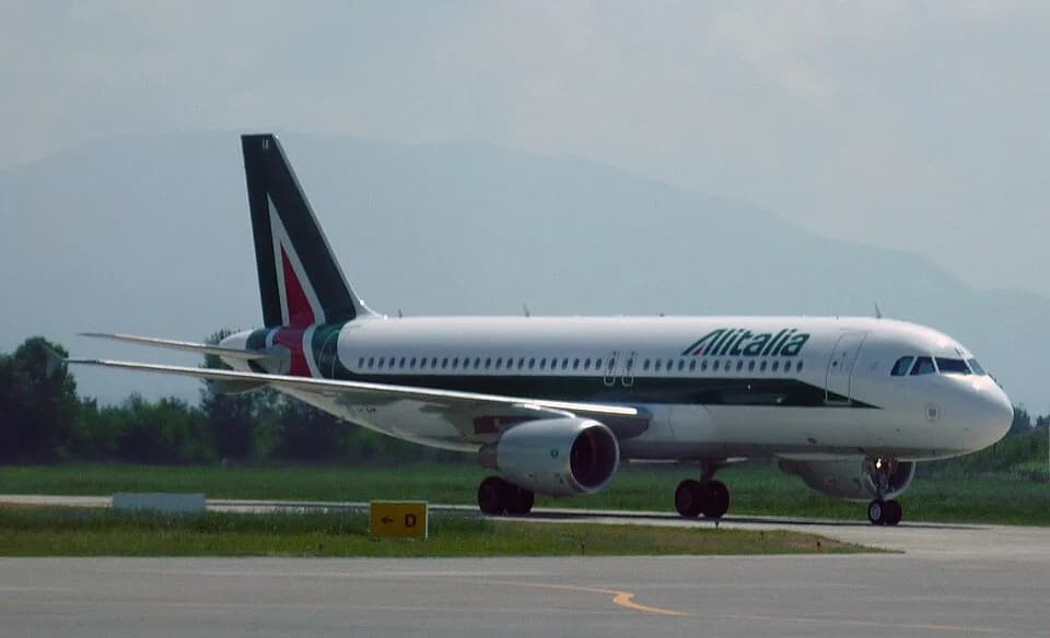 Elsa Morante - Alitalia Airbus A320-200 registrated EI-EIA (Ireland) at Tirana International Airport.