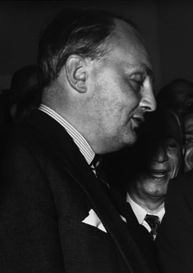 Gladwyn Jebb - Prime Minister Mohammad Mossadegh of Iran shaking hands with Sr. Gladwyn Jebb at the United Nations Security Council in New York City.