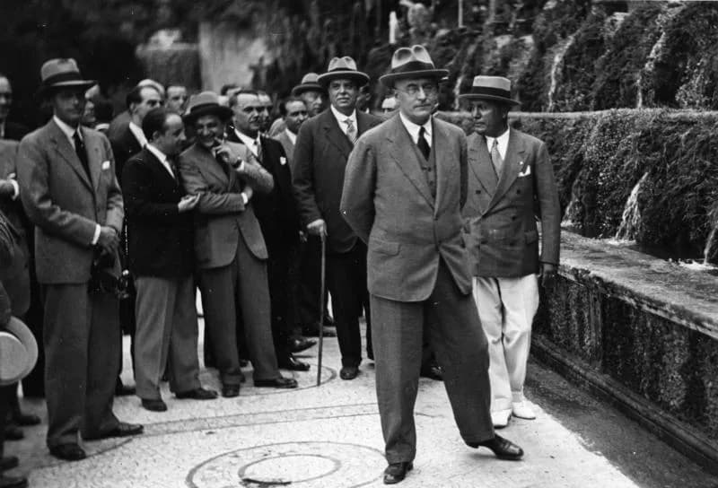Heinrich Brüning - For documentary purposes the German Federal Archive often retained the original image captions, which may be erroneous, biased, obsolete or politically extreme. Rom, Deutscher Staat