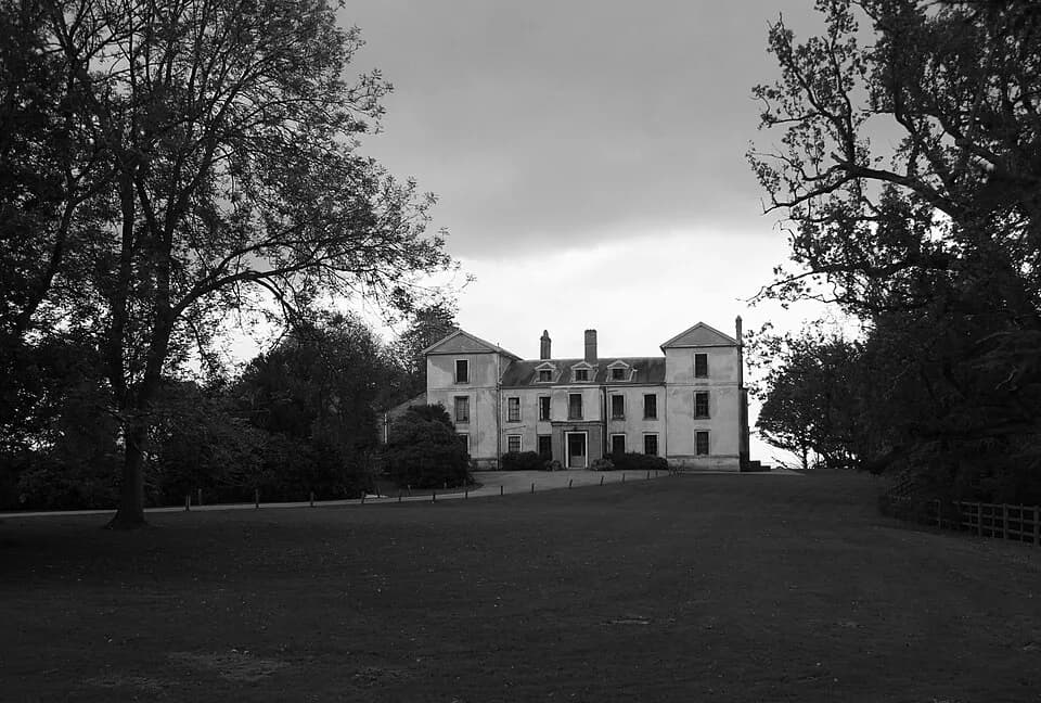 Ralph Vaughan Williams - Leith Hill Place, Surrey, childhood home of the composer W:Ralph Vaughan Williams. Vaughan Williams bequeathed the house to the National Trust in 1944.