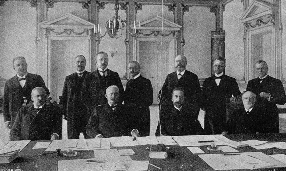 Christian Michelsen - Dissolution of the union between Norway and Sweden in 1905. Norwegian and Swedish delegates met in the Swedish city of Karlstad to negotiate the terms of the dissolution. In the