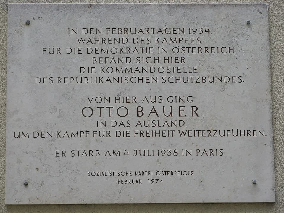 Otto Bauer - Gedenktafel an die Februarkämpfe 1934 im Ahornhof, George-Washington-Hof, Wien-Meidling