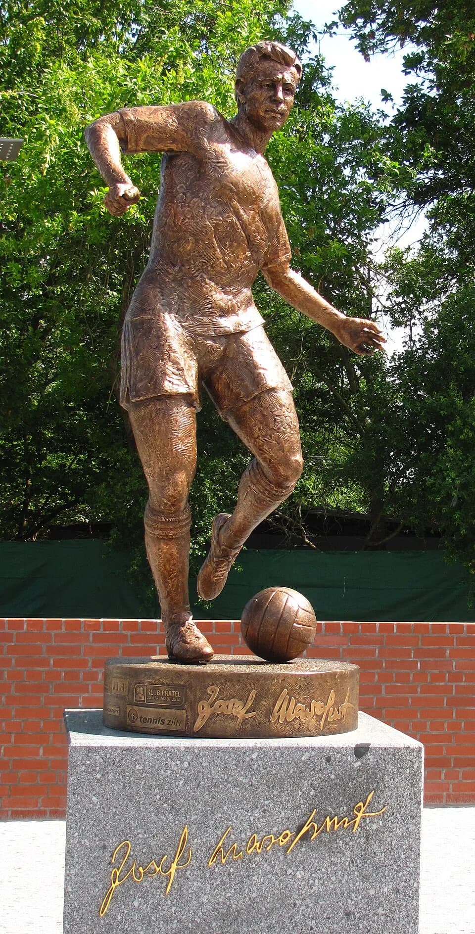 Josef Masopust - Statue of Josef Masopust, Czech footballer (by Josef Nálepa, Czech sculptor), located in Park Juliska near Dukla stadium in Prague 6, Czech Republic.