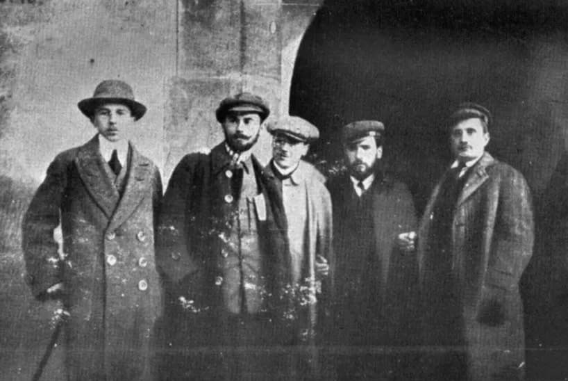 Edward Rydz-Śmigły - Group of people from the Union of Active Struggle from Krakow. From left: Adam Koc alias Witold, Edward Rydz alias Śmigły, Stanisław Machowicz alias Sawa, Kordian Zamorski alias I