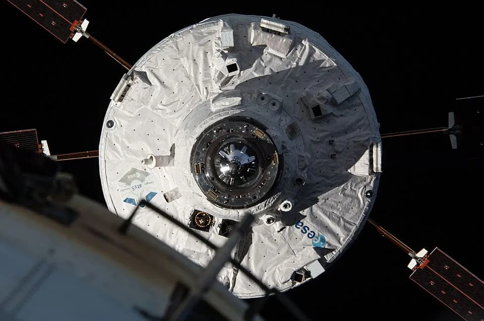 Georges Lemaître - The "Georges Lemaitre" Automated Transfer Vehicle (ATV-5), photographed by an Expedition 40 crew member, is about to dock to the aft port of the International Space Station's Zvezda