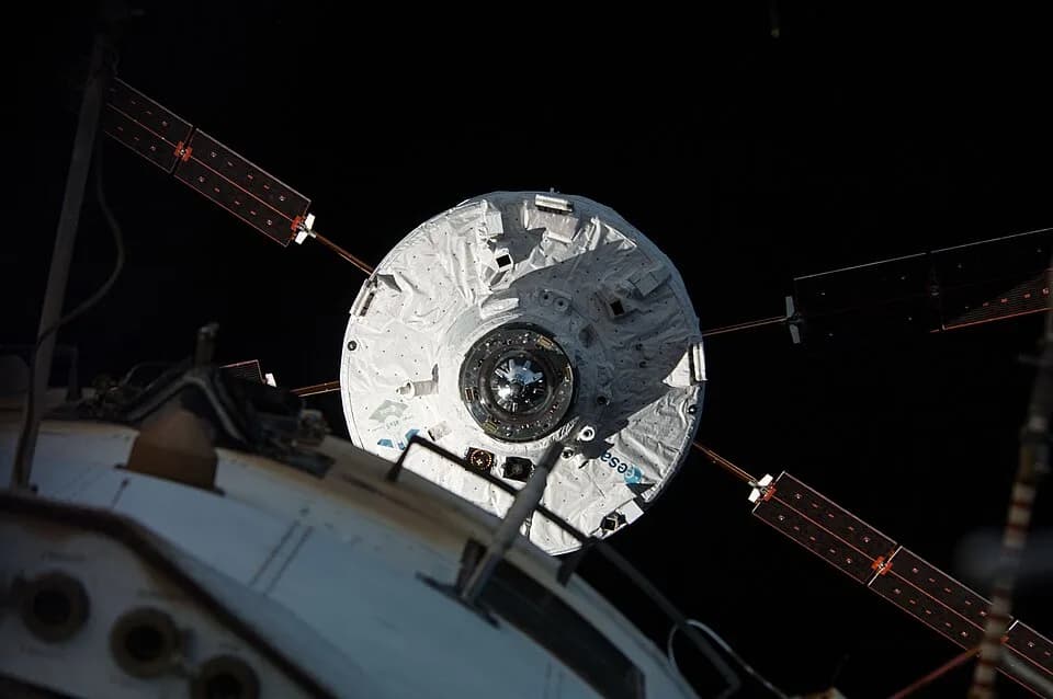 Georges Lemaître - The "Georges Lemaitre" Automated Transfer Vehicle (ATV-5), photographed by an Expedition 40 crew member, is about to dock to the aft port of the International Space Station's Zvezda