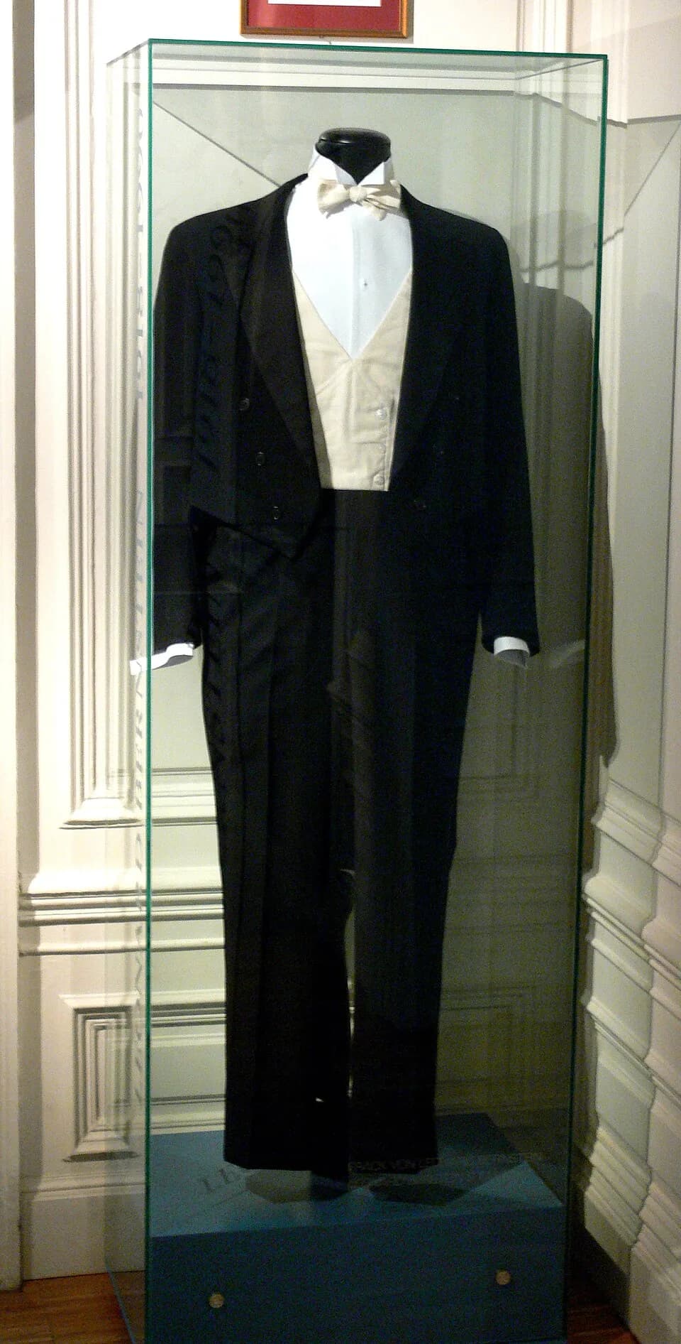 Leonard Bernstein - Leonard Bernstein's tailcoat