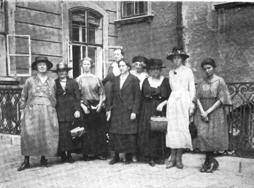Emily Greene Balch - 1921 WILPF Executive Committee: Front row, left to right: Cornelia Ramnodt-Hirschmann, Gabrielle Duchêne, Lida Gustava Heymann, Yella Hertzka, Jane Addams, Catherine Marshall, Ger