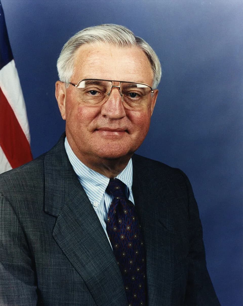Walter Mondale - Waltermondaleasdiplomat.jpg