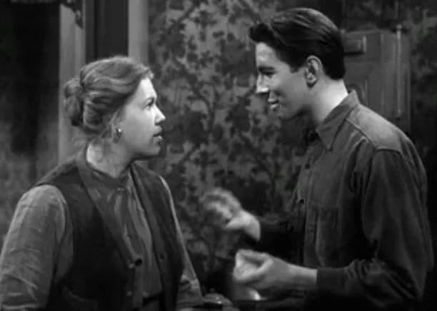 Leonard Nimoy - Kathleen Freeman & Leonard Nimoy in Kid Monk Baroni - cropped screenshot