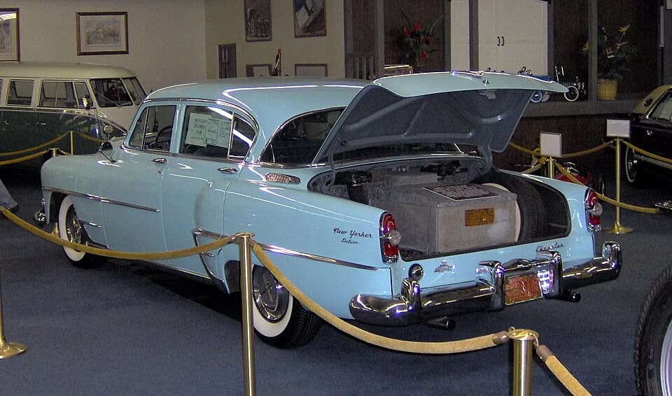 Howard Hughes - 1954 Chrysler New Yorker, as modified by owner Howard Hughes.
Hughes equipped this 1954 Chrysler New Yorker with an aircraft-grade air filtration system which took up most of the trun