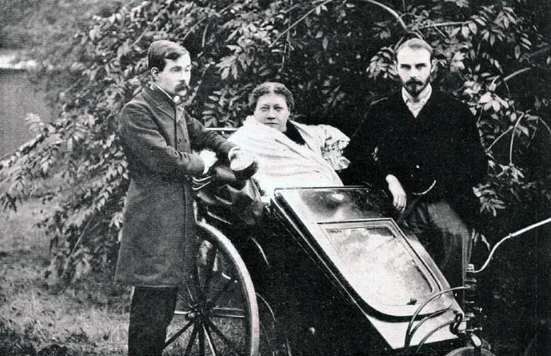 Helena Blavatsky - Helena Petrovna Blavatsky (1831-1891, mitte), James Morgan Pryse (* 1859, links) und George Robert Stow Mead (1863-1933, rechts) in London 1890