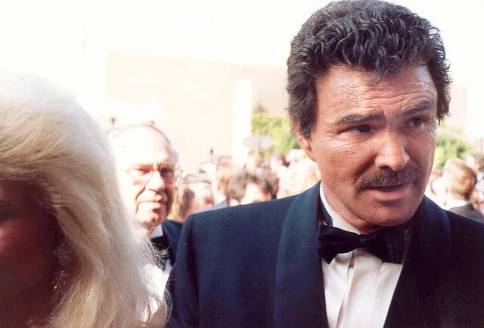 Burt Reynolds - Burt Reynolds on the red carpet for the 43rd Annual Emmy Awards, 8/25/91 - Permission granted to copy, publish, broadcast or post but please credit "photo by Alan Light" if you can
