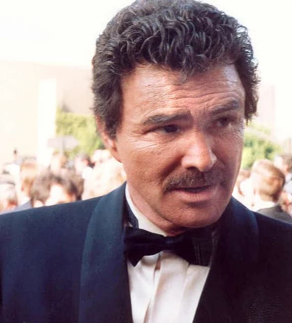 Burt Reynolds - Burt Reynolds on the red carpet for the 43rd Annual Emmy Awards, 8/25/91