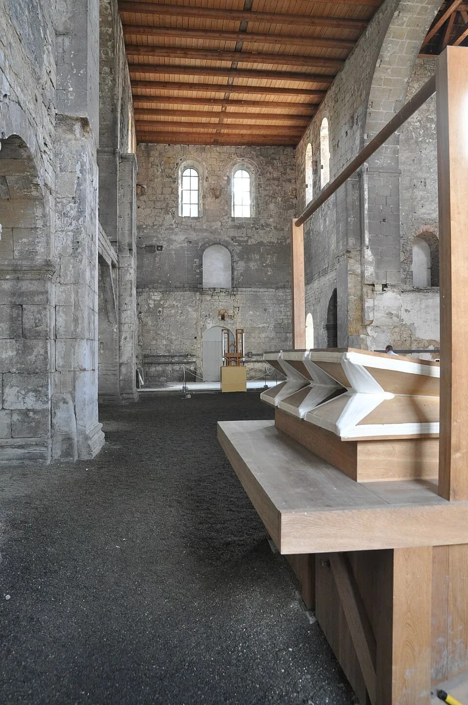 John Cage - Halberstadt, St. Burchardi, view from the northern to the southern transept, on the right the bellow of the organ for John Cage's Organ2/ASLSP