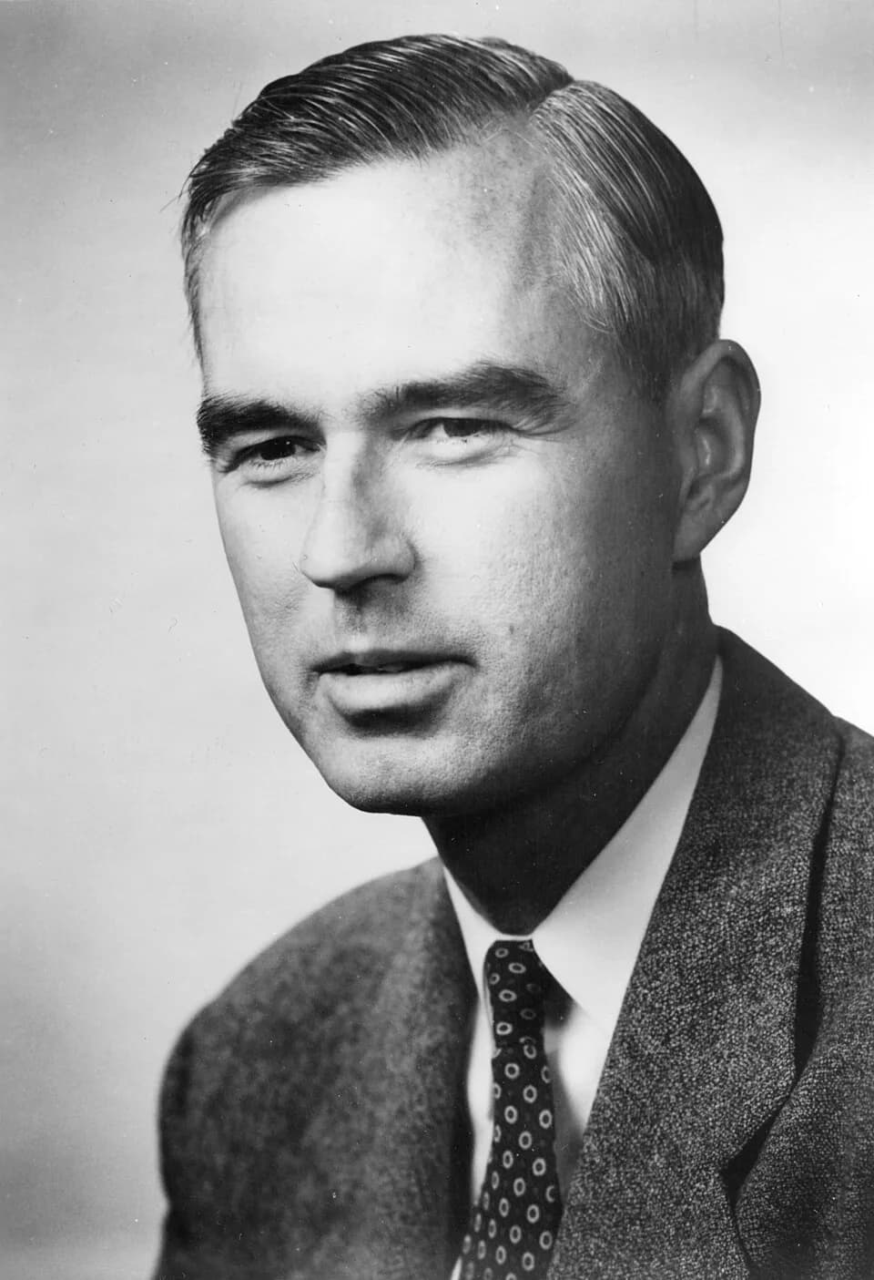 Willis Lamb - Willis E. Lamb. Nobel Prize in Physics won for discoveries concerning fine structure of the hydrogen spectrum.