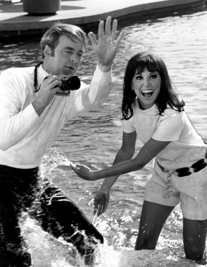 Garry Marshall - Photo of Garry Marshall as a fashion photographer and Marlo Thomas as Ann-Marie from the television program That Girl.