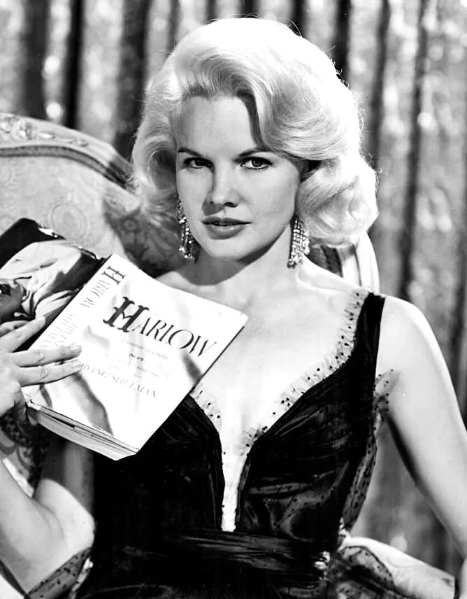 Jean Harlow - Publicity photo of Carroll Baker for film Harlow (1965). See also film still. No copyright notice shown on original photo.