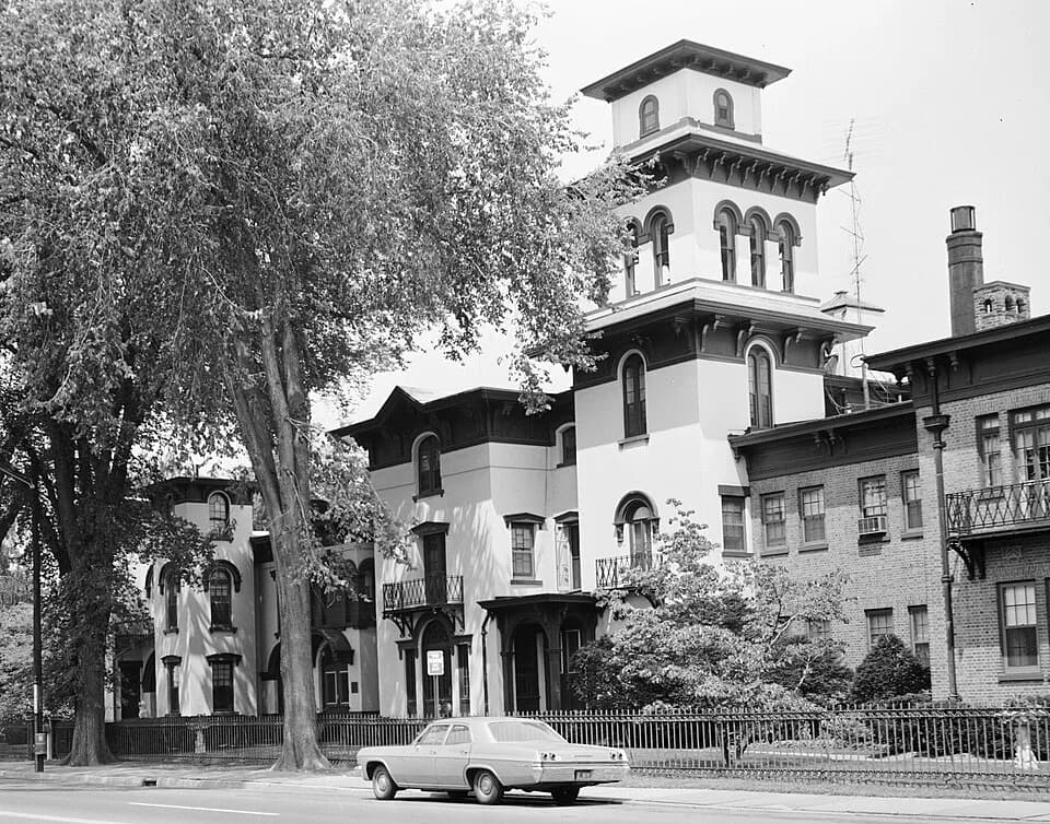 Samuel Colt - Photograph of 'Armsmear' (Samuel Colt's House) — in Hartford, Connecticut.
This is an oblique view of the front facade.
1967 photo from the HABS—Historic American Buildings Survey of
