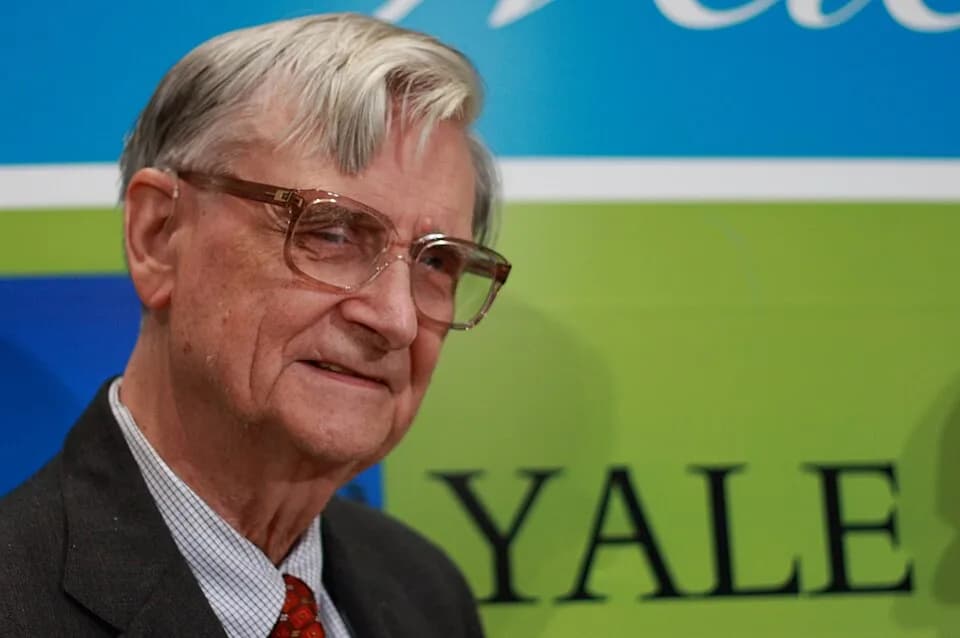 Edward O. Wilson - Biologist and conservationist Edward O. Wilson at "fireside chat" at Yale University, at which he was awarded the Addison Emery Verrill Medal from the Peabody Museum of Natural Hist