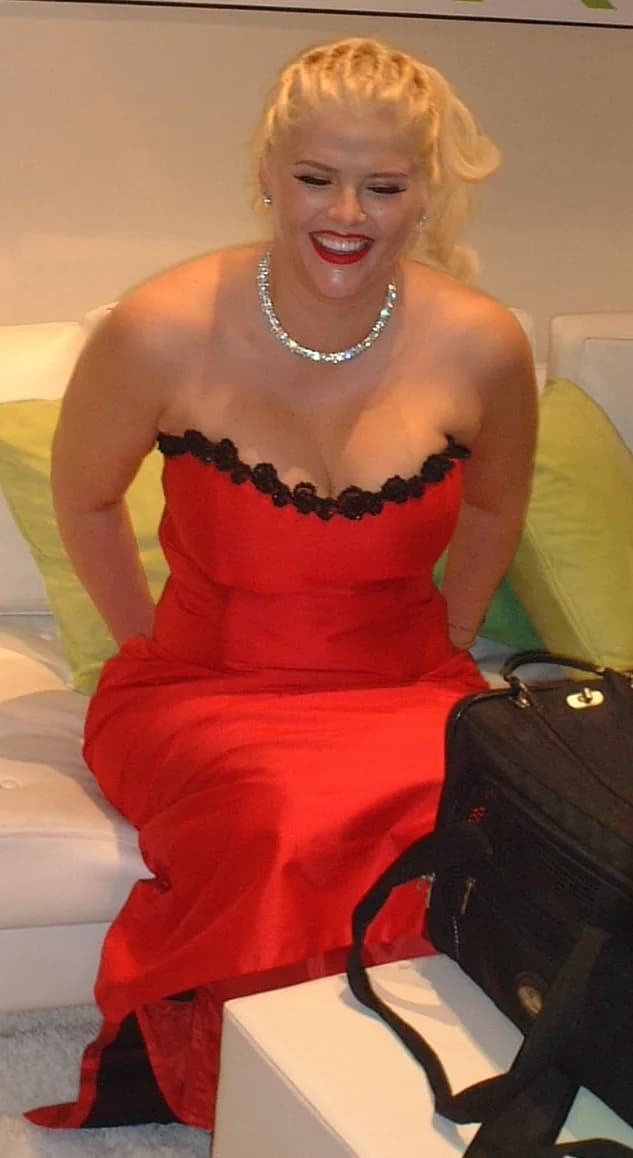 Anna Nicole Smith - Anna Nicole Smith at the 2003 E3