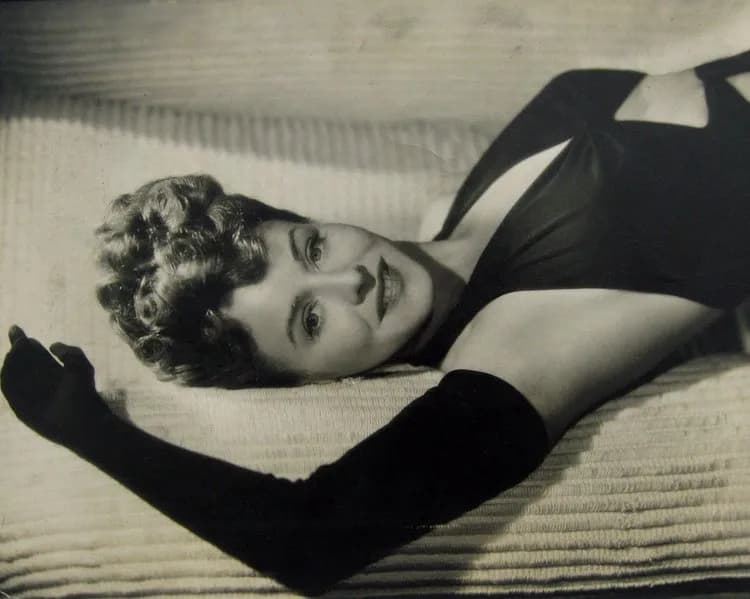 Paulette Goddard - American actress Paulette Goddard