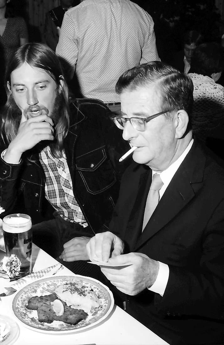 Robert Burns Woodward - 27. Tagung 1977 Chemiker; Sitzreihen im Theater: Robert B. Woodward