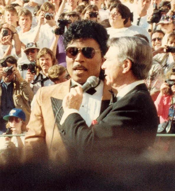 Little Richard - Little Richard being interviewed by Army Archerd on the red carpet at the 60th Annual Academy Awards2531