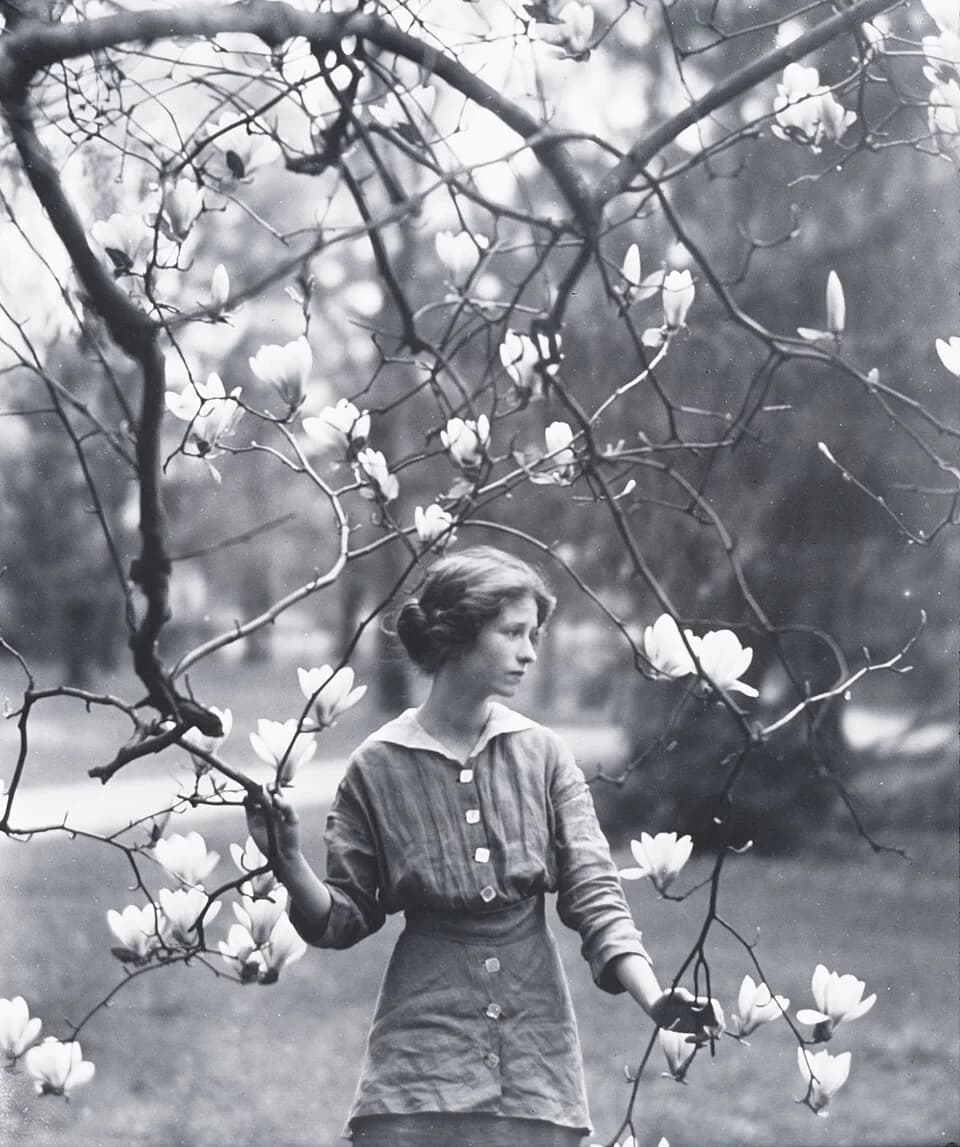 Edna St. Vincent Millay - Photograph of Edna St. Vincent Millay